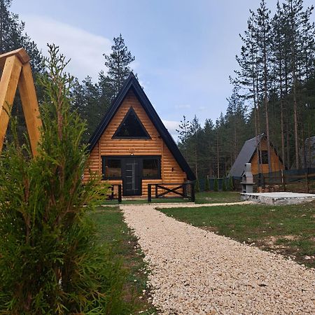 Pine Forest-Black ชาเบลียค ภายนอก รูปภาพ